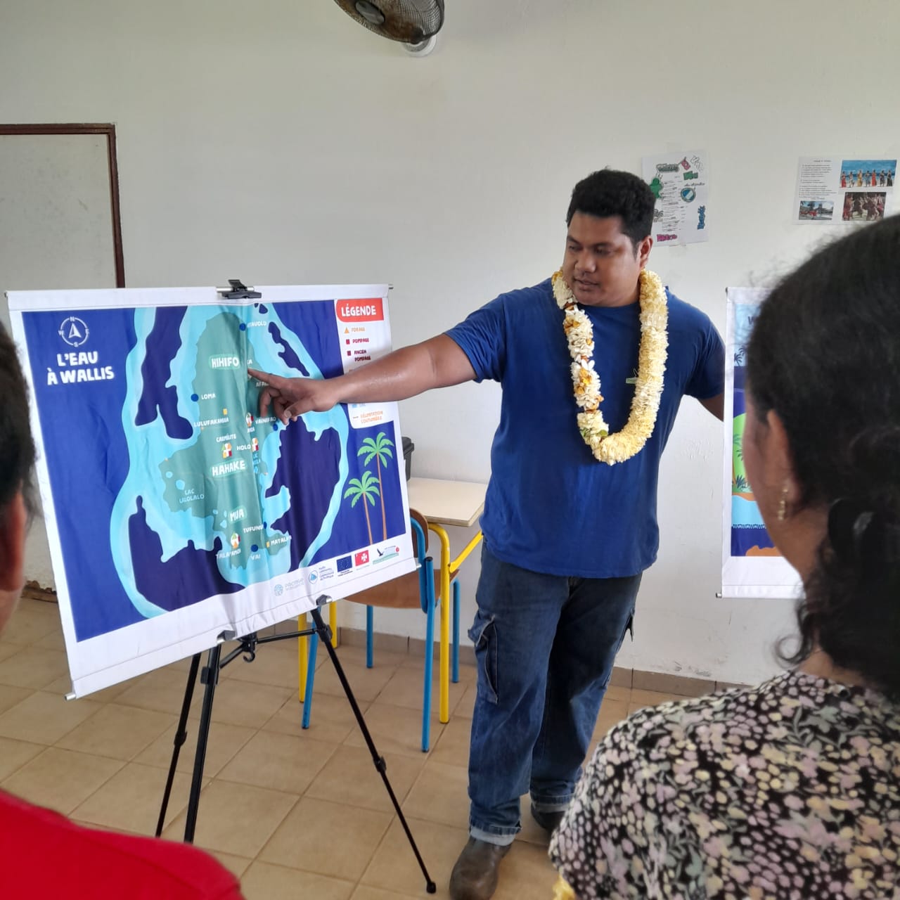 Atelier utilisant la mallette pédagogique "Eau" par le Service territorial de l'environnement de Wallis et Futuna